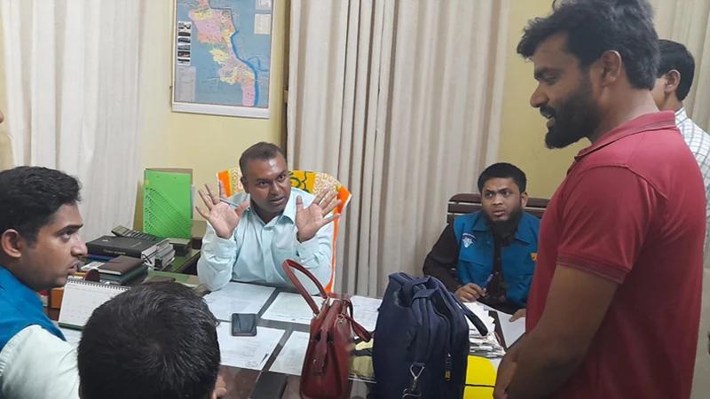৩৫ সাব-রেজিস্ট্রার অফিসে দুর্নীতির প্রমাণ মিলেছে